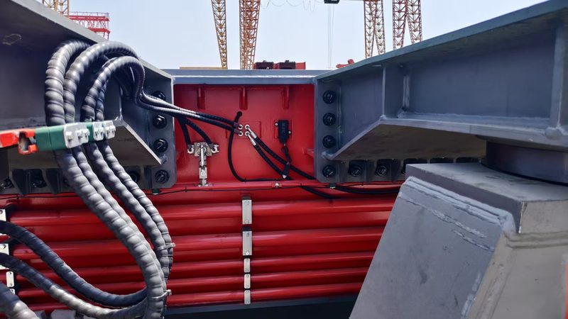 Transporte pesado multieje — transportadores de vigas de hasta 224 ruedas